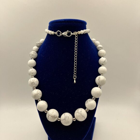 Howlite Gemstone Graduated 20 inch Necklace Handmade Brand New Gift Box included - Picture 12 of 15